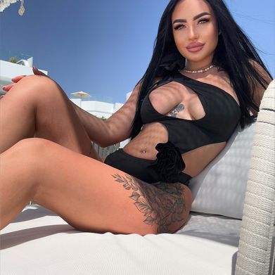 CrissBrunetteVIP (crissbrunette5vip) Profile Photo Added 2025-02-07