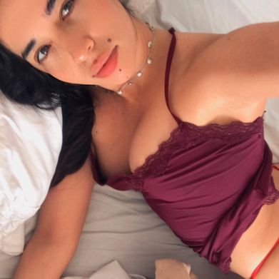 Merry🦋 (merry77) Header Photo Added 2025-05-06