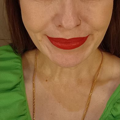 Hot housewife Michelle 🇬🇧 (hothousewifey) Header Photo Added 2025-08-25