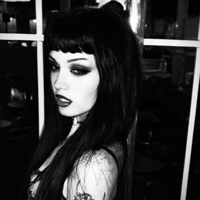 Emma (dixieroseemma) OnlyFans Profile Image