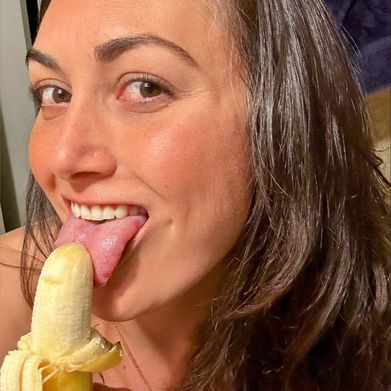 Mary Mac (britbrat8675309) Profile Photo Added 2025-04-16