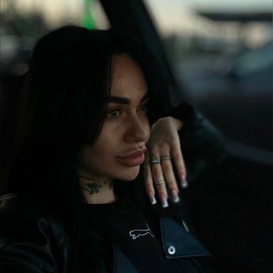 CraveBabe (cravebabee) Profile Photo Added 2025-02-14