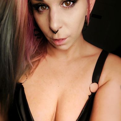 OnlyFans Model SirenBlizz (sirenblizz) Profile Image