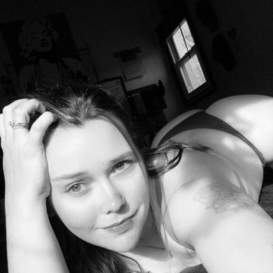 SexyKmomma (countryseduction24) Header Photo Added 2025-02-06