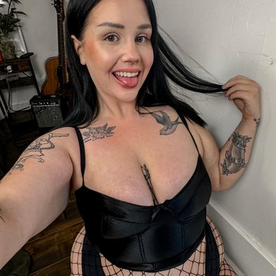 Chloe Comet  ☄️ (chloecomet) OnlyFans Profile Image