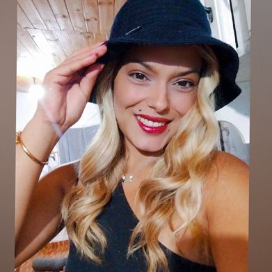 🅙︎🅤︎🅛︎🅘︎🅔︎🅣︎🅐︎💋 (julietita) Profile Photo Added 2025-02-14