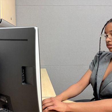 Ms.V (vadgirlvenuss) Header Photo Added 2025-03-24