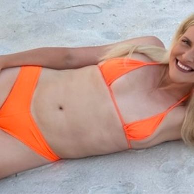 Candie (candiexxx) Header Photo Added 2025-04-18