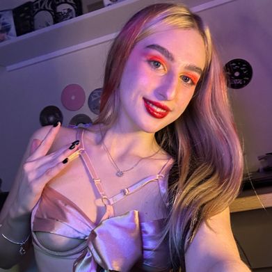 OnlyFans Model Simply Sweet Anissa 💕 (simplyanissa) Profile Image