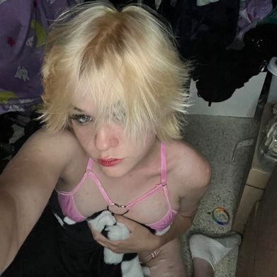 Sid Mercedes (famewh0re2099) Profile Photo Added 2024-12-27