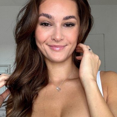 Roxana Harris 💫 (roxanaharris) Profile Photo Added 2024-12-15