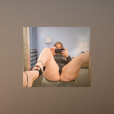 Sunshine ☀️ (deebenzee) Header Photo Added 2025-11-12