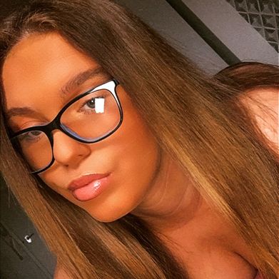 OnlyFans Model Selena😜😍😉 (selenahewitt22) Profile Image