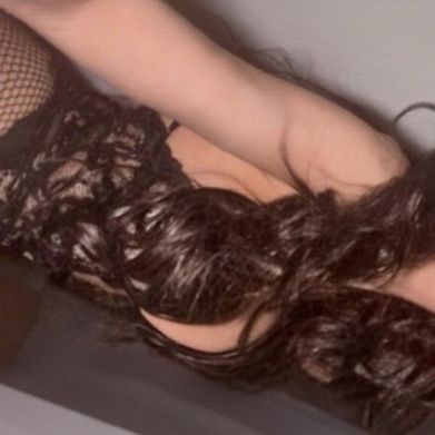 Tiana LoXXX Added Photo on 2025-10-31