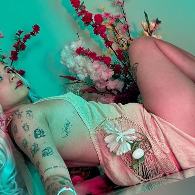 E-Girl Luna 🍭🤍 Added Photo on 2025-03-13