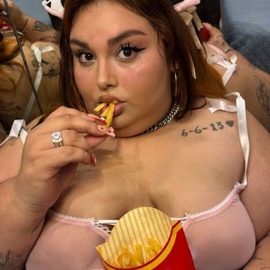 Cami Caramel Latina 🥰 (ssbbw_cami) OnlyFans Profile Image