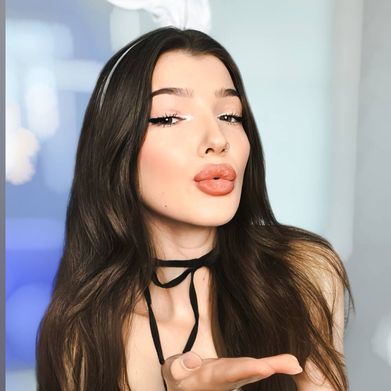 KAYA ( 카야)🍓 (mi_kaya) Profile Photo Added 2025-01-14