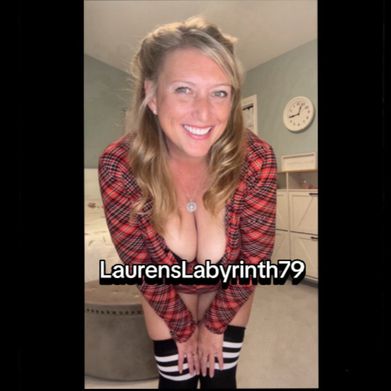 LaurensLabyrinth79 (laurenslabyrinth79) Header Photo Added 2025-10-07