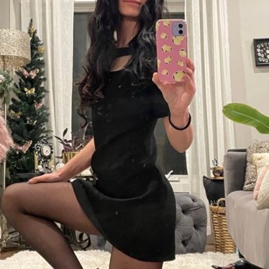 RedVelvet (redvelvetmom) Header Photo Added 2025-08-22