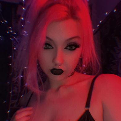 dipper⊹₊⟡⋆ (gothpeachesx) Profile Photo Added 2024-06-11