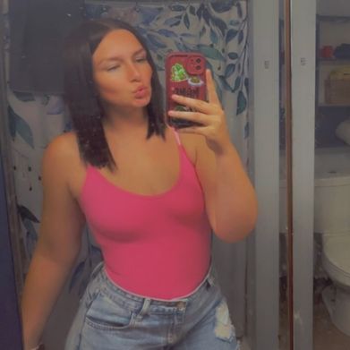 Lana (lanasweettreat) Profile Photo Added 2025-10-03