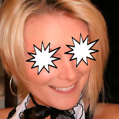 Seraphina Starr (The Masked Housewife) (maskedhousewifexxx) Profile Photo Added 2025-07-30