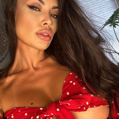 OnlyFans Model Kimber (kimberdeamore) Profile Image