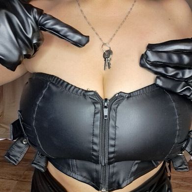 MICHELLE DREADMOOR (michelledreadmoor) Header Photo Added 2025-10-24