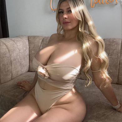 Chloe Tailor- 38DDDD 🍒 (chloe_tailor) Profile Photo Added 2024-10-08