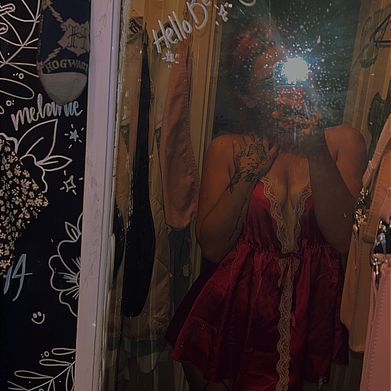 Miss Little Peachy (misslittlepeachy) Profile Photo Added 2025-07-25