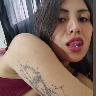 Linna Doval (linnadoval) Header Photo Added 2025-12-02