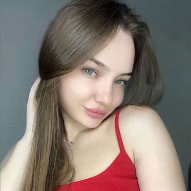 OnlyFans Model Emilia🐾 (meow_mia) Profile Image