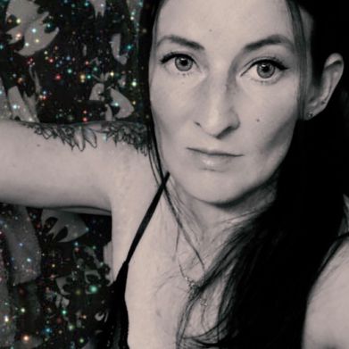 OnlyFans Model 𝓢𝓱𝓸𝓻𝓽-𝓝-𝓼𝓪𝓼𝓼𝓨 (short-n-sassyz) Profile Image