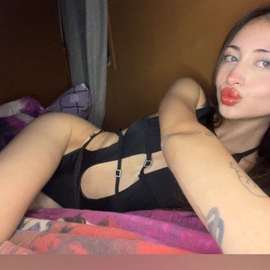 Elizabeth Lynn (elizabethlynn2005) Header Photo Added 2024-09-13