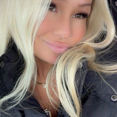 ᗷᗩ𝗂🫧🐠 (lilmermaidxx) Profile Photo Added 2025-11-11