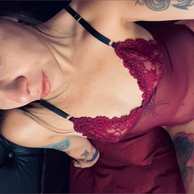 Zoe 🦋 (Queen) Added Photo on 2025-09-14