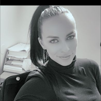 Veronika (blackie.girl) Header Photo Added 2025-09-13