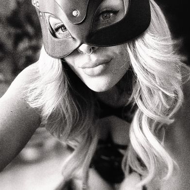 Dark cherry 🍒 (inkedgirlofyourdreams) Profile Photo Added 2024-09-14