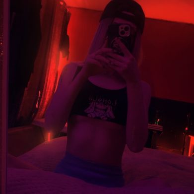 😈Emobrat🖤 (emobrxt666) Profile Photo Added 2025-03-29