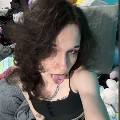 Veronica (sushishush) Profile Photo Added 2025-06-02