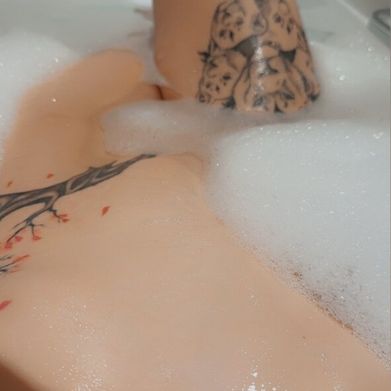 𝒰𝒦 𝒹𝒾𝓇𝓉𝓎 𝑔𝒾𝓇𝓁 𝒮𝒶𝓂 💋 (litteminx69) Header Photo Added 2025-12-15