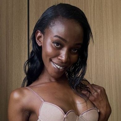 𝑺𝒂𝒎𝒂𝒏𝒕𝒉𝒂 𝑴𝒐𝒄𝒄𝒂☕🤎 Added Photo on 2025-03-08