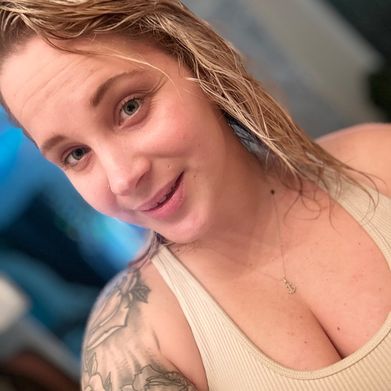 Jessica forehand (lilblondiejnw) Profile Photo Added 2025-02-05