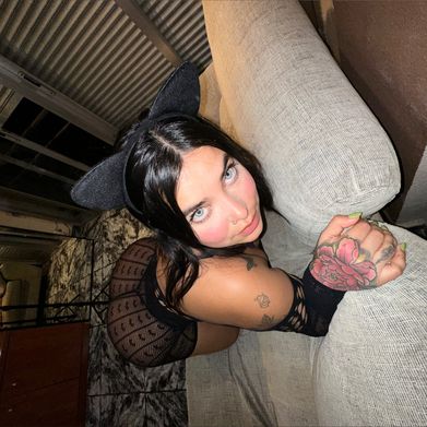 jaziuu🐈‍⬛ (jaziuu) Header Photo Added 2025-09-25