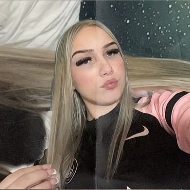 Offlinesweetie (offlinesweetie06) Profile Photo Added 2025-02-26