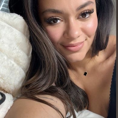 M (momstermoo) Profile Photo Added 2025-12-05