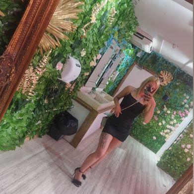 SynthBabe (synthbabe) Profile Photo Added 2025-01-21