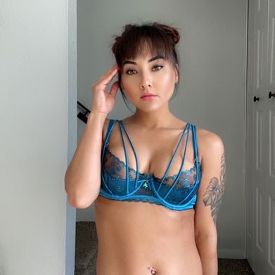 B 🦋 (eatyourmfheartout) Profile Photo Added 2024-09-14