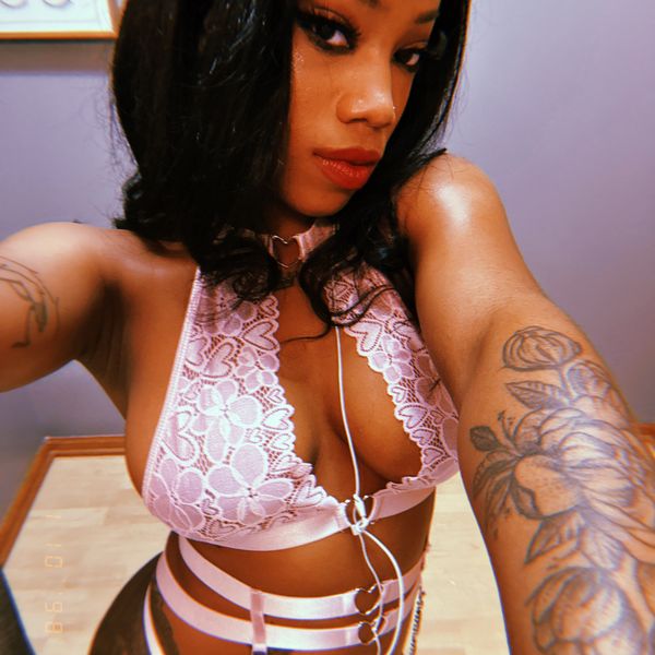 Yo girl tiny here (tootiny222) OnlyFans profile photo