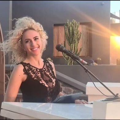 Antigoni (antigoni) Header Photo Added 2024-06-02